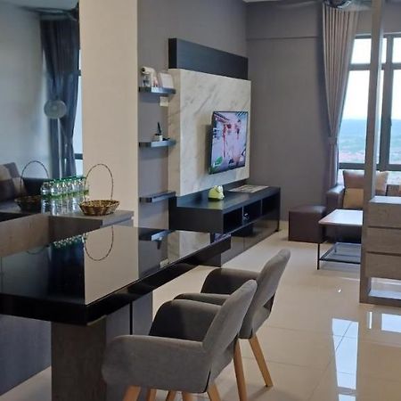 Modern Lifestyle Arc Austin Hills Lägenhet Johor Bahru Exteriör bild